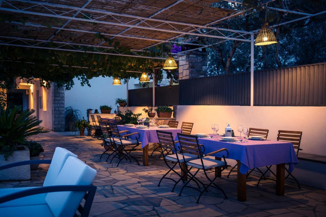 Pansion Marjan Hotel Zavala Kültér fotó