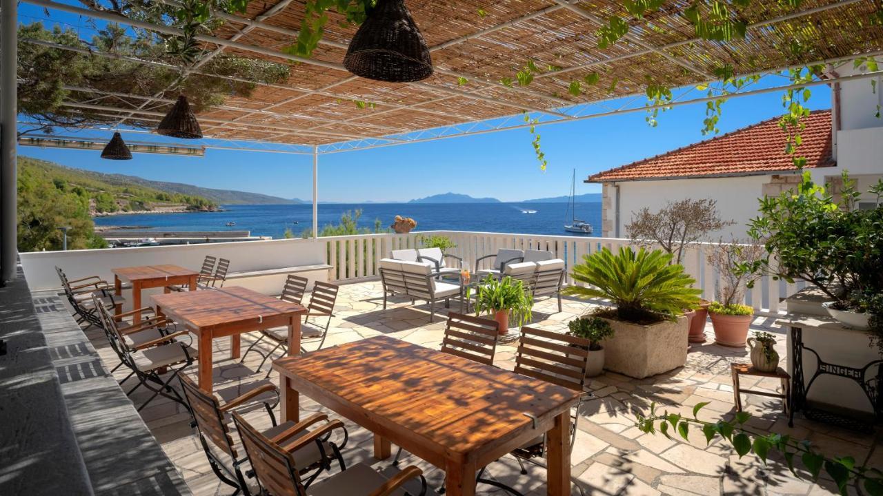 Pansion Marjan Hotel Zavala Kültér fotó