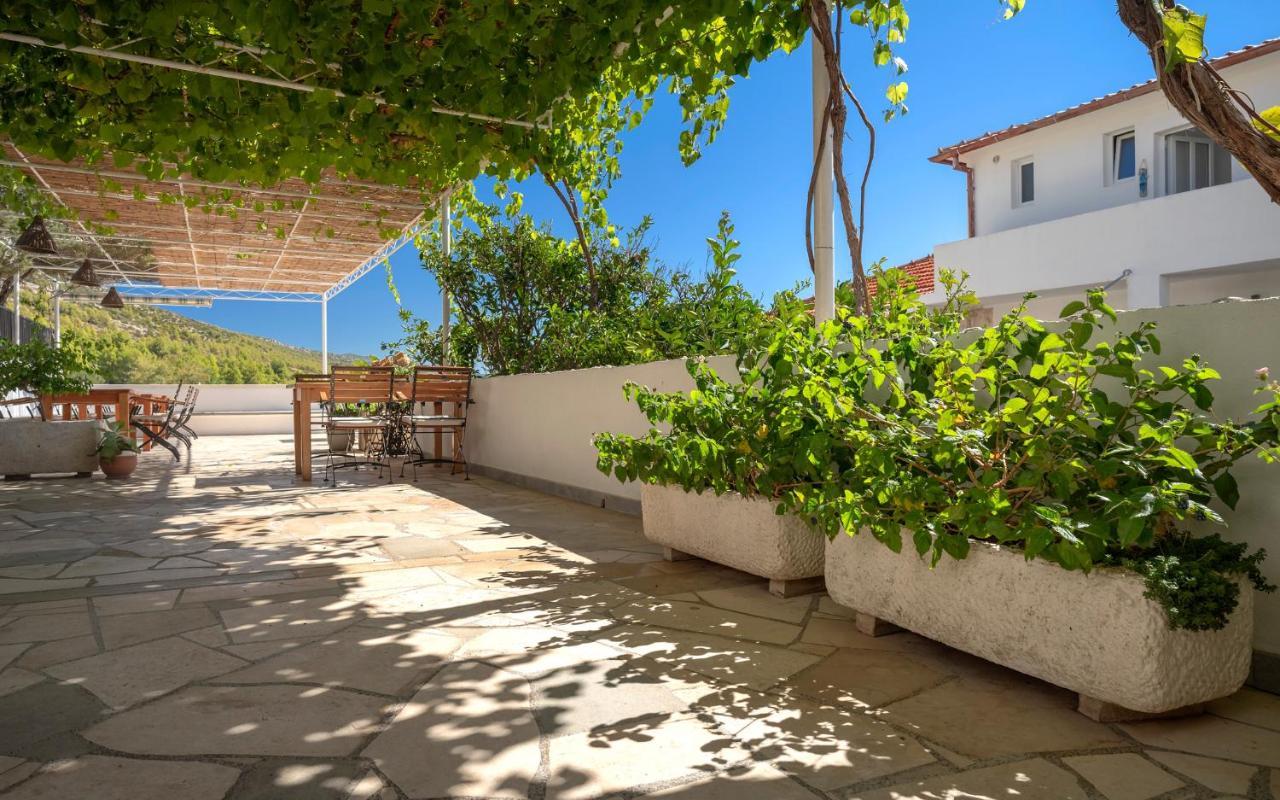 Pansion Marjan Hotel Zavala Kültér fotó