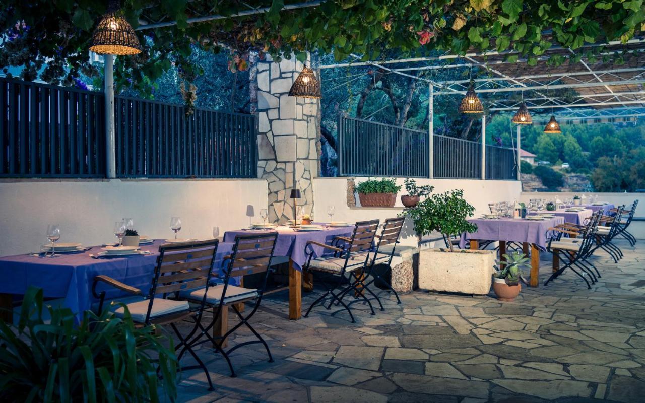 Pansion Marjan Hotel Zavala Kültér fotó