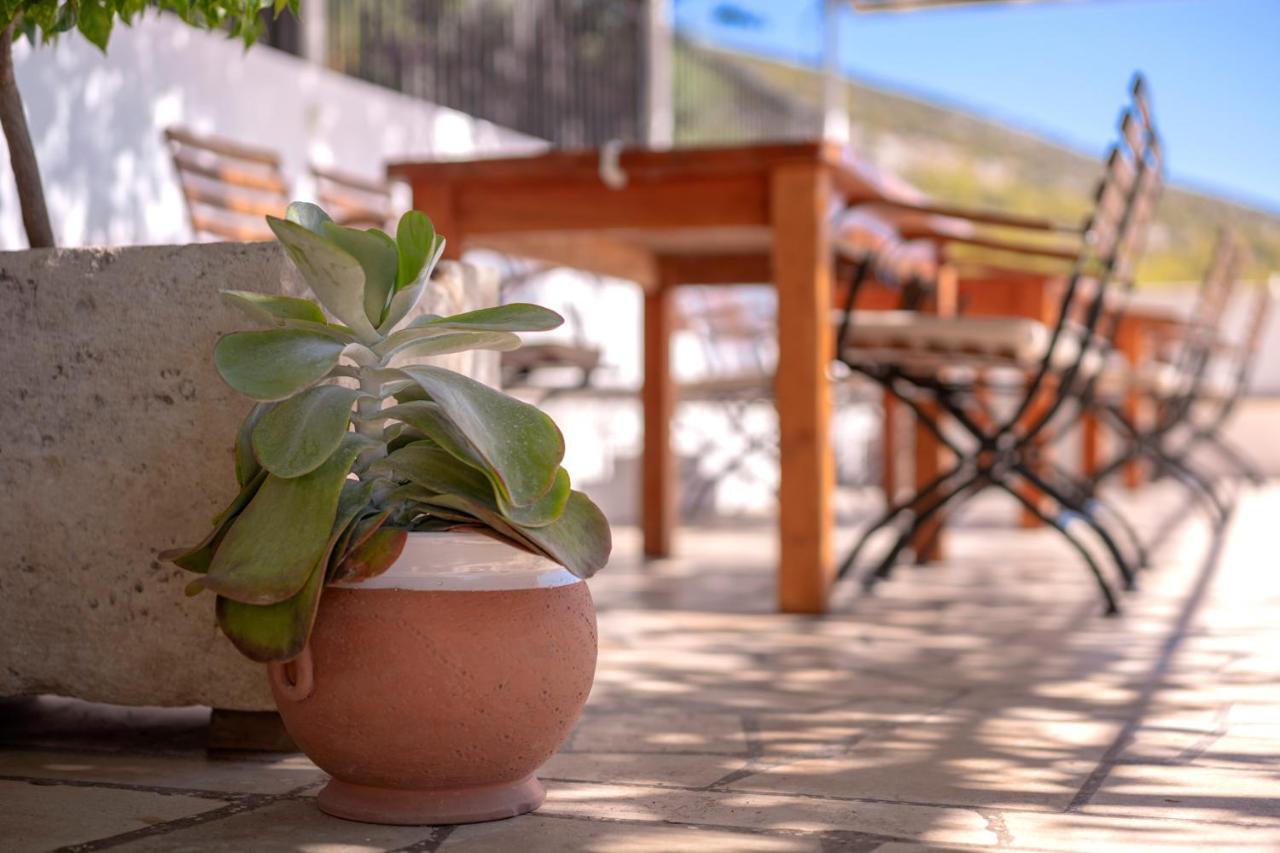 Pansion Marjan Hotel Zavala Kültér fotó