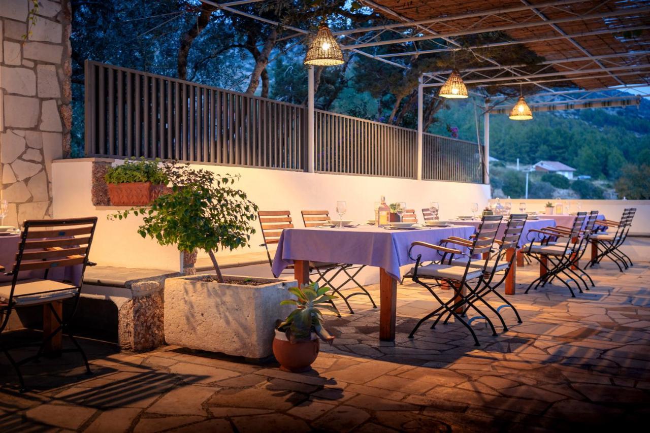 Pansion Marjan Hotel Zavala Kültér fotó