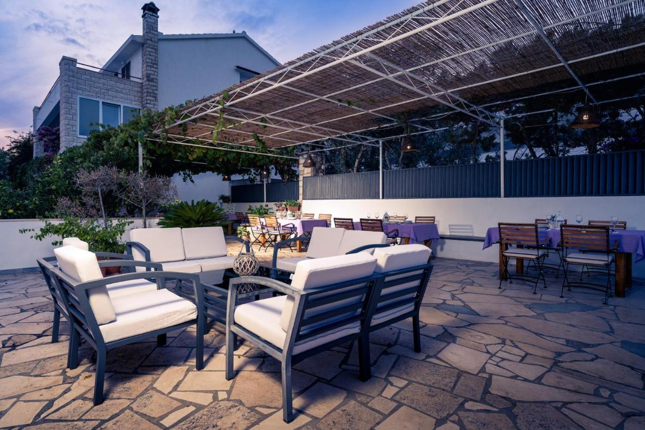 Pansion Marjan Hotel Zavala Kültér fotó